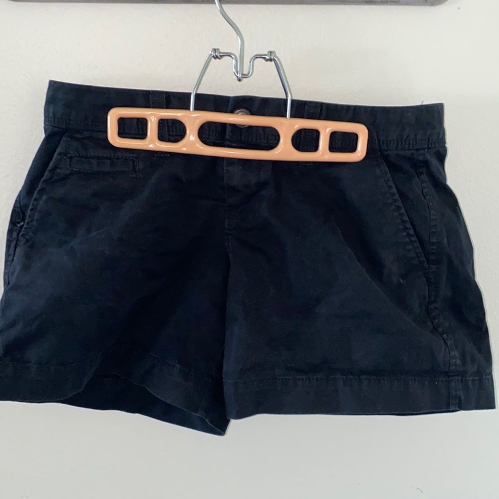 Black old navy perfect 5” shorts